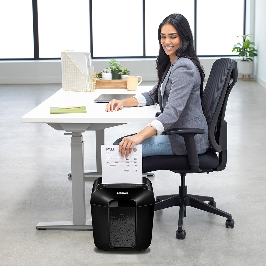 Fellowes Powershred LX10 Cross Cut Shredder - Cafe Supply