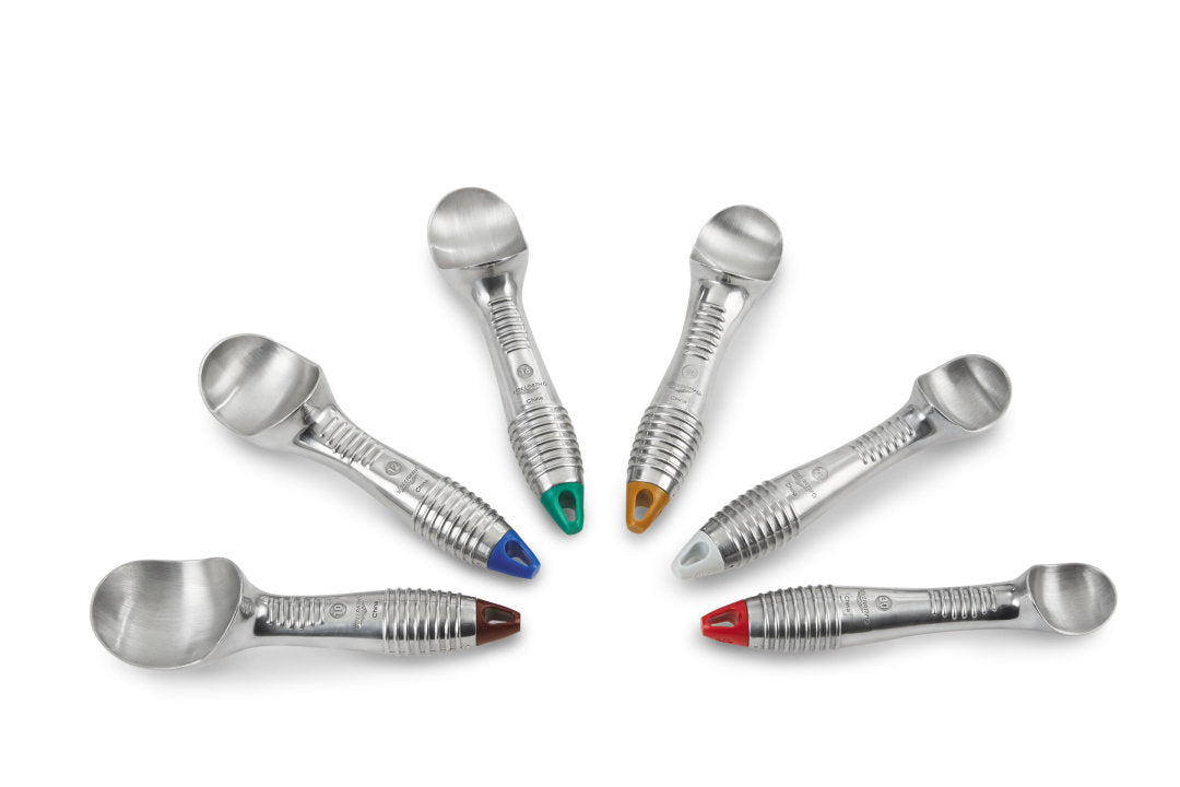 2 ½-ounce aluminum ice cream scoop with green end - Cafe Supply