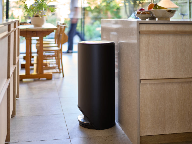 Joseph Joseph Arc 30L Bin - Carbon Black - Cafe Supply