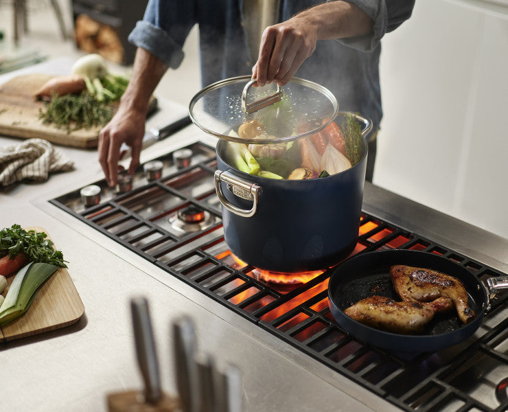 Joseph Joseph Space 25cm/8.5qt Non-Stick Stock Pot & Lid - Cafe Supply