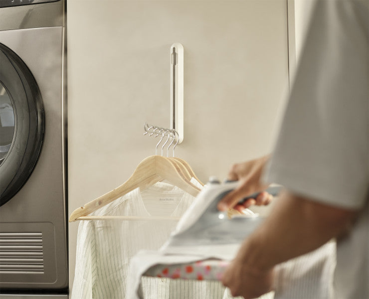 Joseph Joseph Orderly Retractable Hanging Rail - Cafe Supply