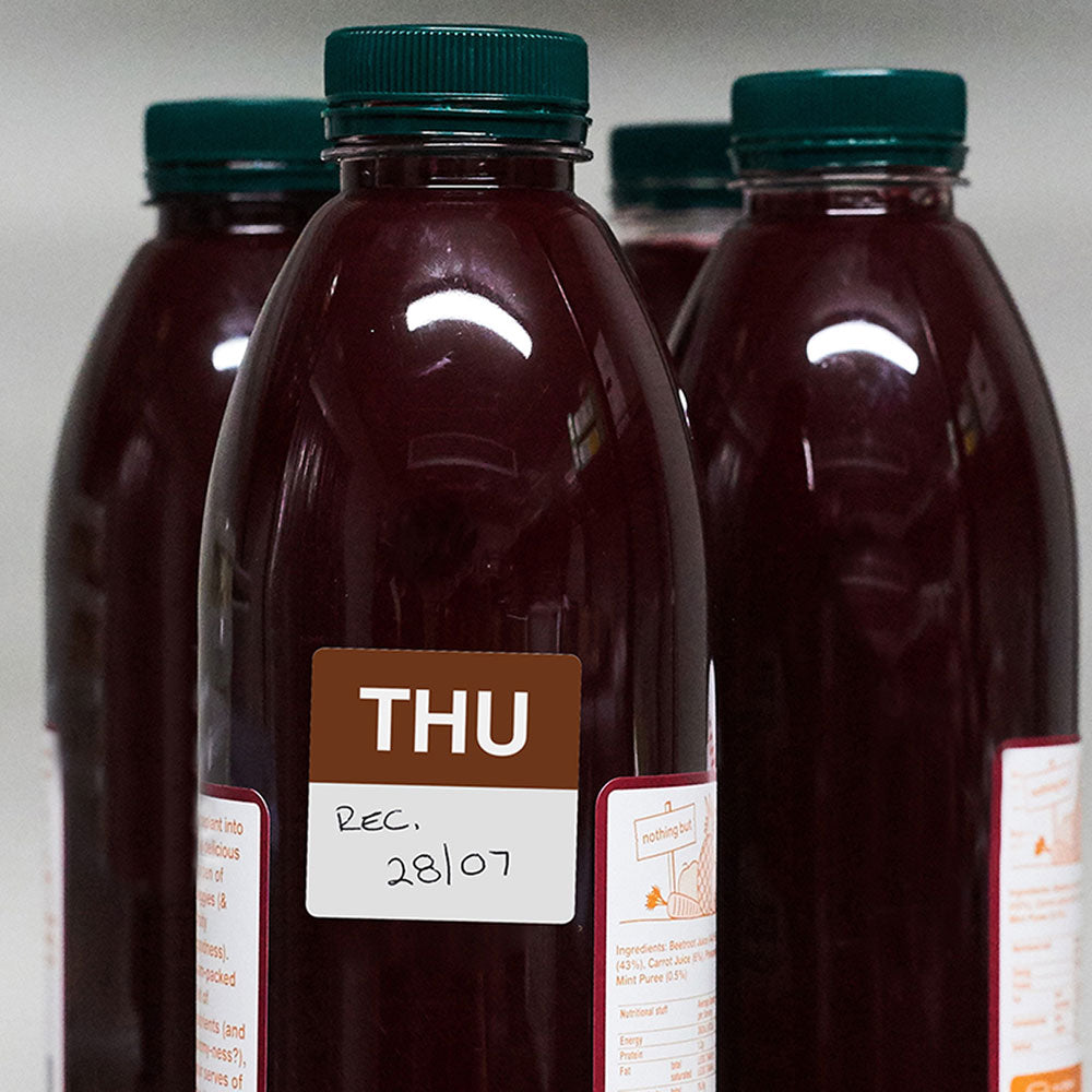 Avery Labels Thursday Square Day 40x40mm Brown White 500 Roll - Cafe Supply