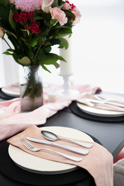 Tablekraft 12 Pack Elite Steak Knife - Cafe Supply