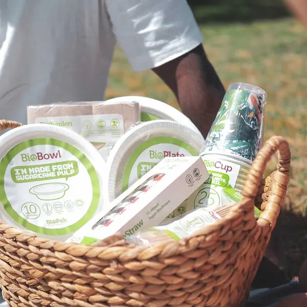 10 Pack - 18cm / 7" White BioPlates in Plastic Sleeves - Cafe Supply