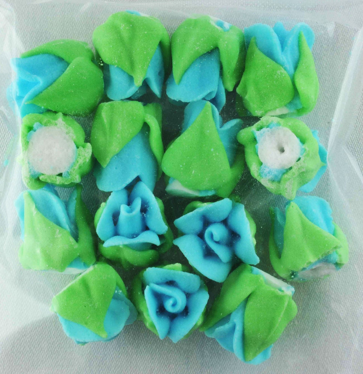 Icing Blue Roses Buds 15mm, Pkt 15 - Cafe Supply