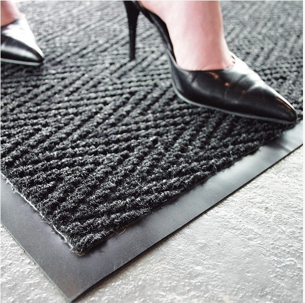 SUPER CHEVRON - 1500mm X 900mm - Charcoal - Cafe Supply