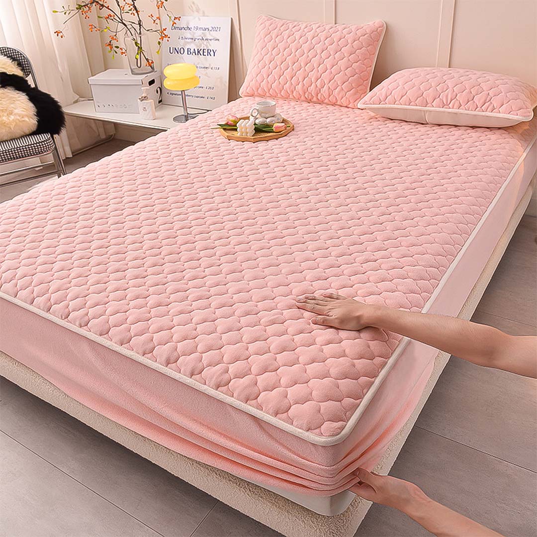 SOGA 2X Pink 183cm Wide Mattress Cover Thick Quilted Fleece Stretchable Clover Design Bed Spread Sheet Protector with Pillow Covers - Cafe Supply