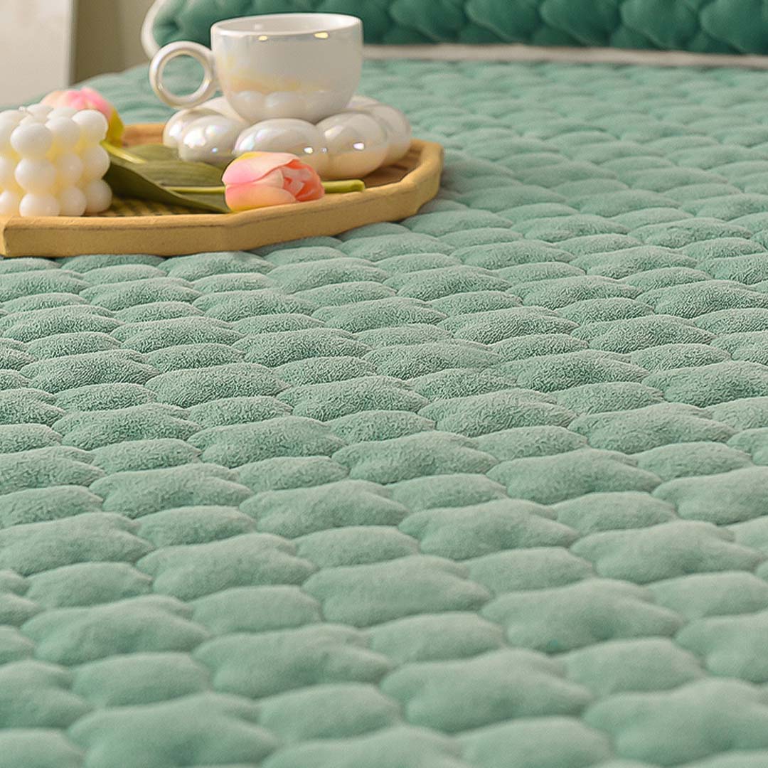 SOGA 2X Green 183cm Wide Mattress Cover Thick Quilted Fleece Stretchable Clover Design Bed Spread Sheet Protector with Pillow Covers - Cafe Supply