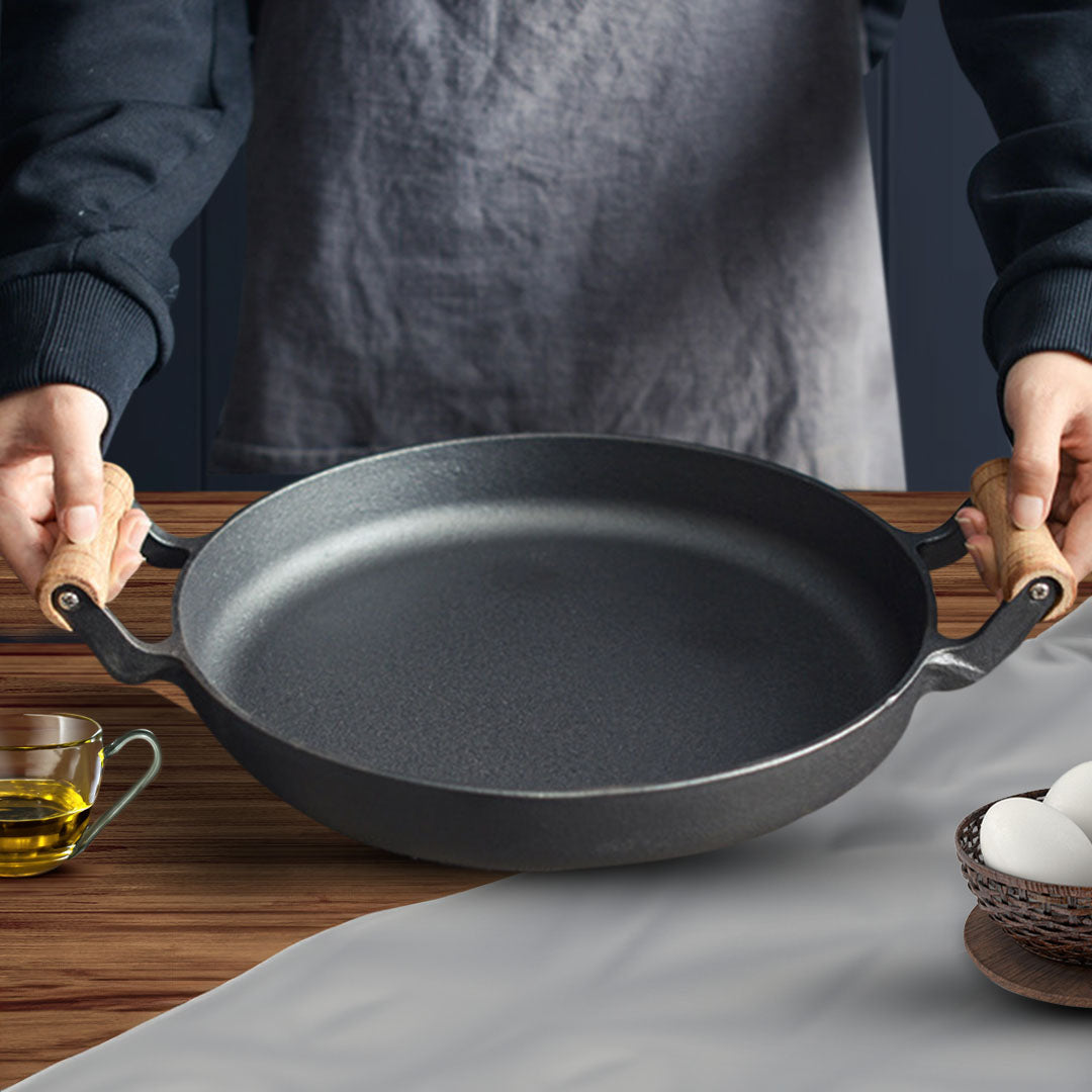 SOGA 31cm Cast Iron Frying Pan Skillet Steak Sizzle Fry Platter With Wooden Handle No Lid - Cafe Supply
