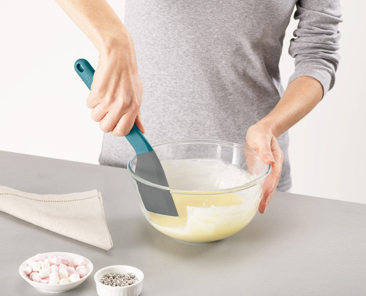 Joseph Joseph Duo Silicone Spatula with angled head