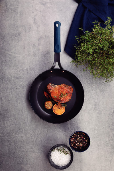 Tramontina Professional Iron Frying Pan 30cm 2.5l - Cafe Supply