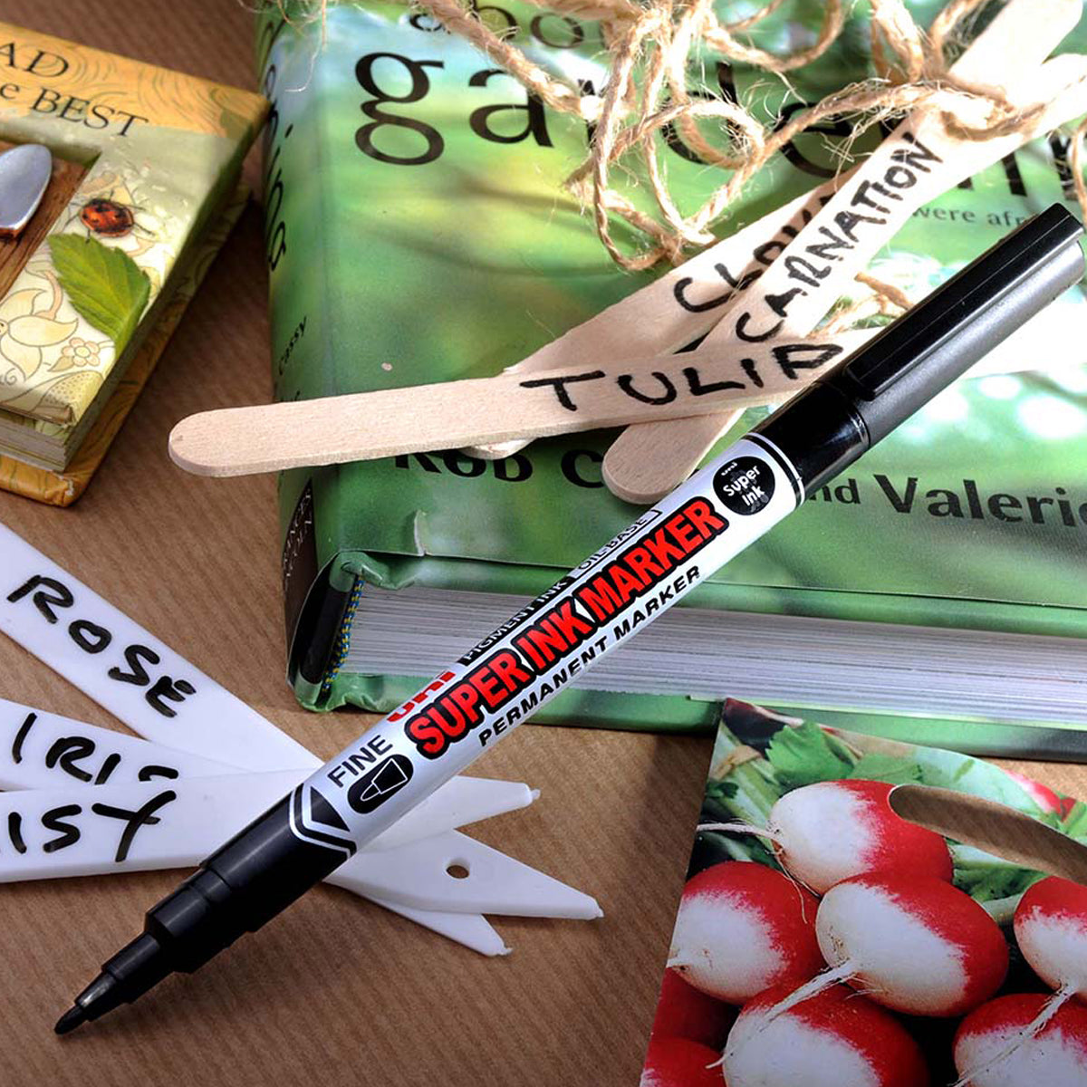 Uni Super Ink Capped Permanent Marker 0.9mm Black PNA-125 - Cafe Supply